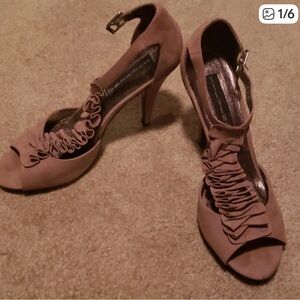Steve Madden Dusty Mauve Ruffle Peep-Toe Ankle Strap Heels